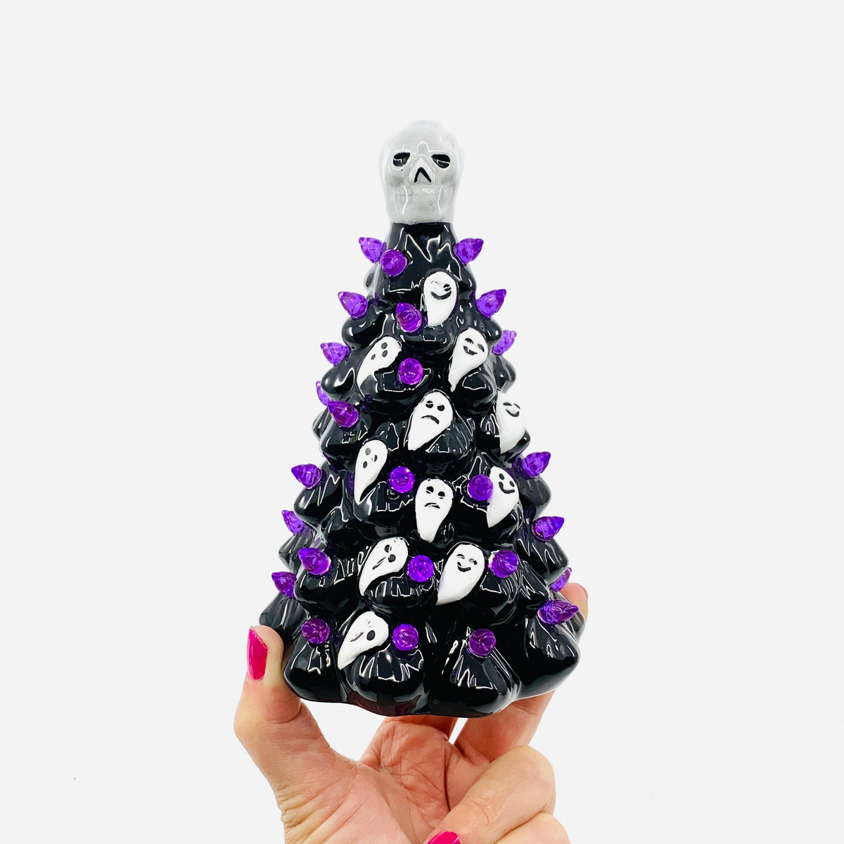 Skull Hat Lite-Up Tree