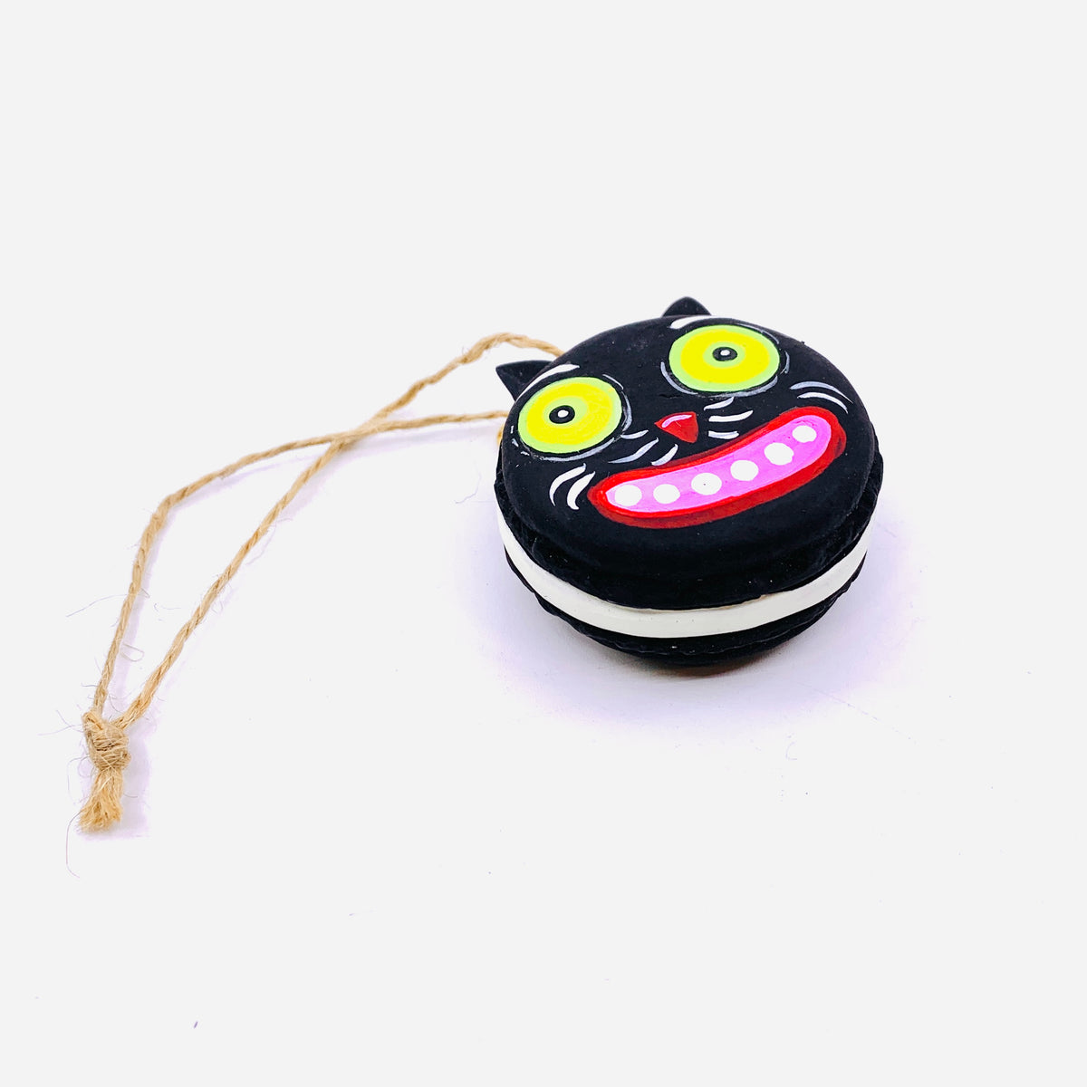 Fun Halloween Macaron Ornaments, Black