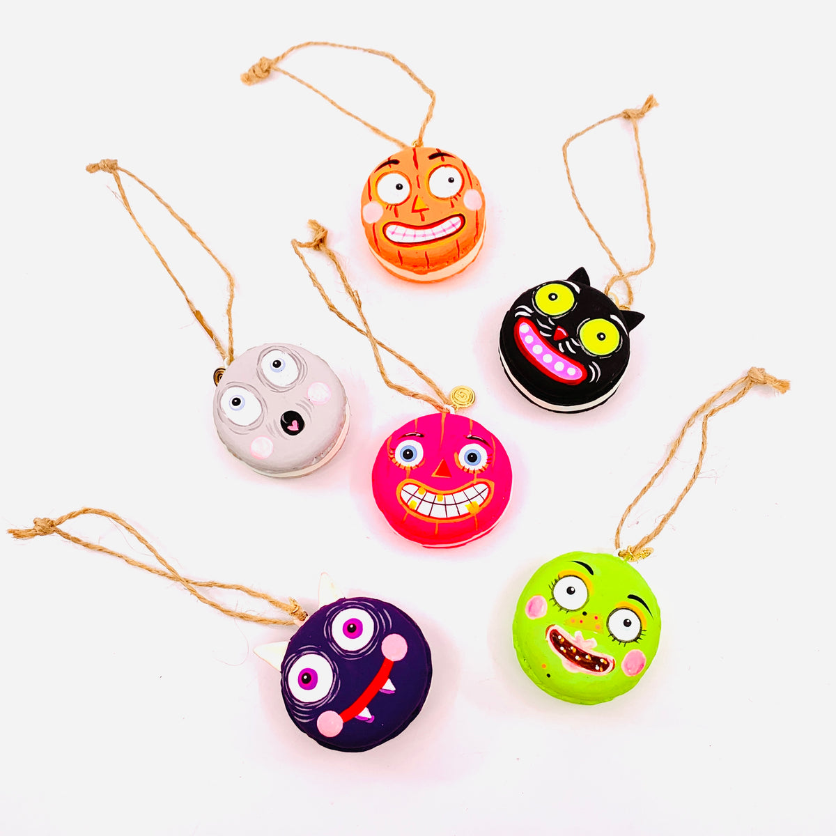 Fun Halloween Macaron Ornaments, Grey