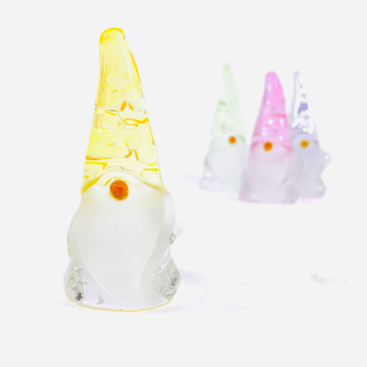 Glass Spring Star Gnome, Yellow